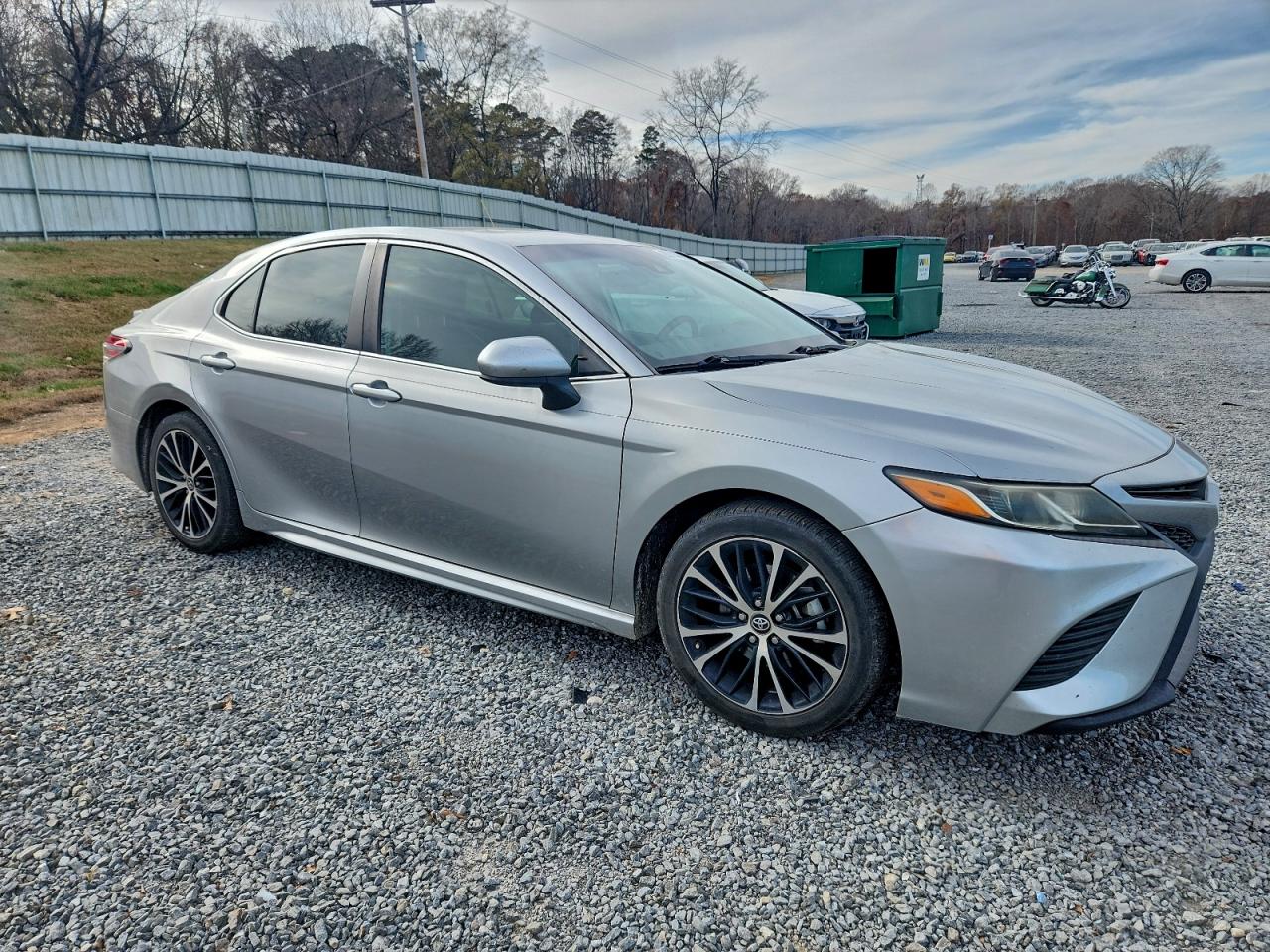 TOYOTA CAMRY L