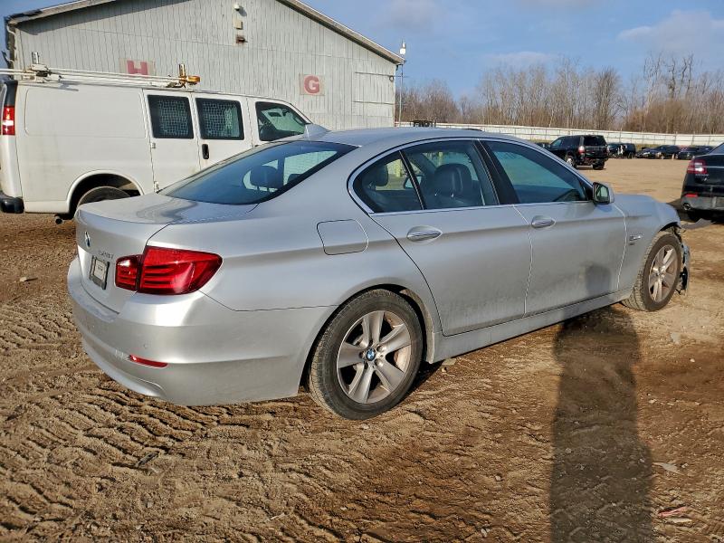 2012 BMW 528 XI #3305395308
