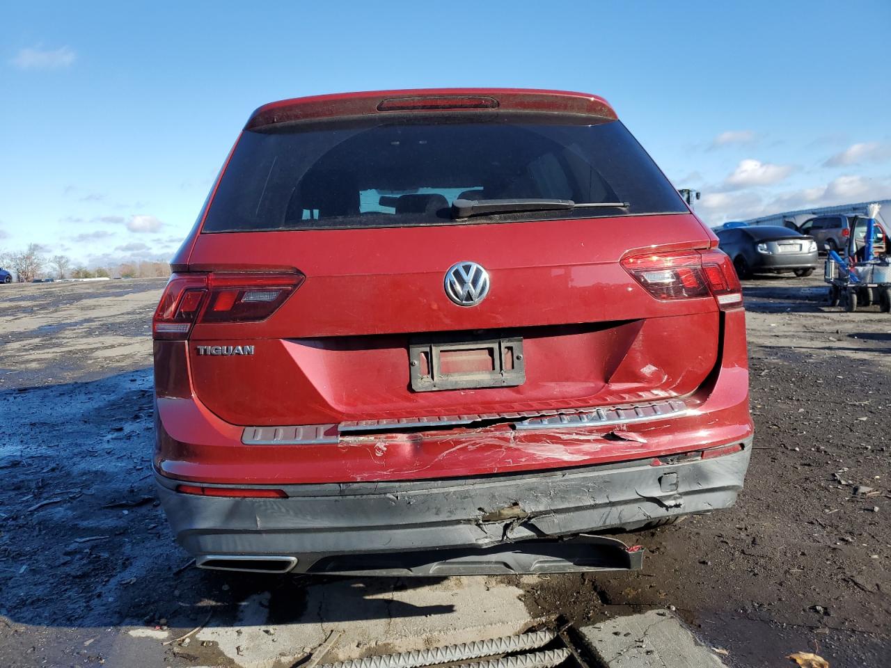 VOLKSWAGEN TIGUAN S