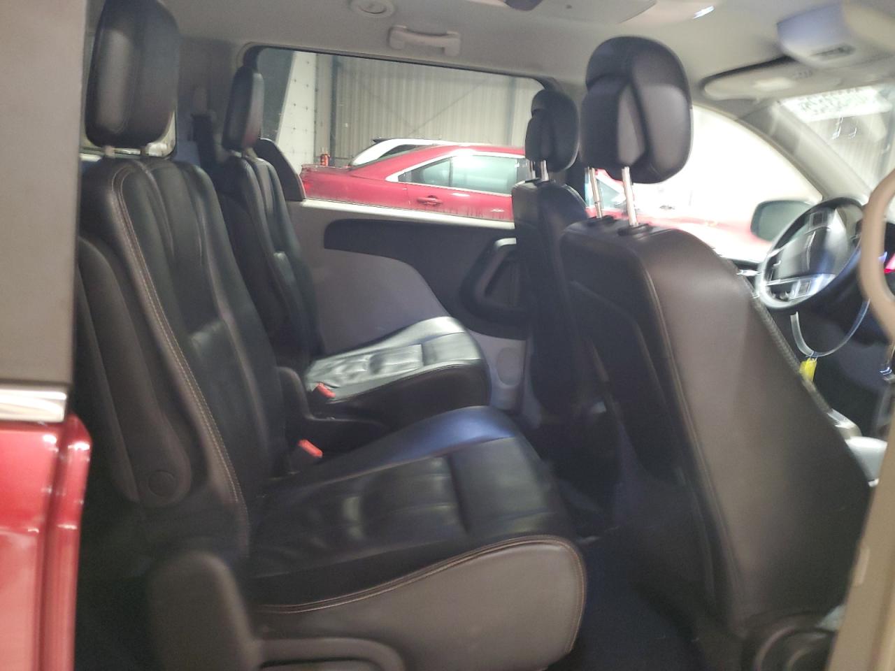 CHRYSLER TOWN & COUNTRY TOURING