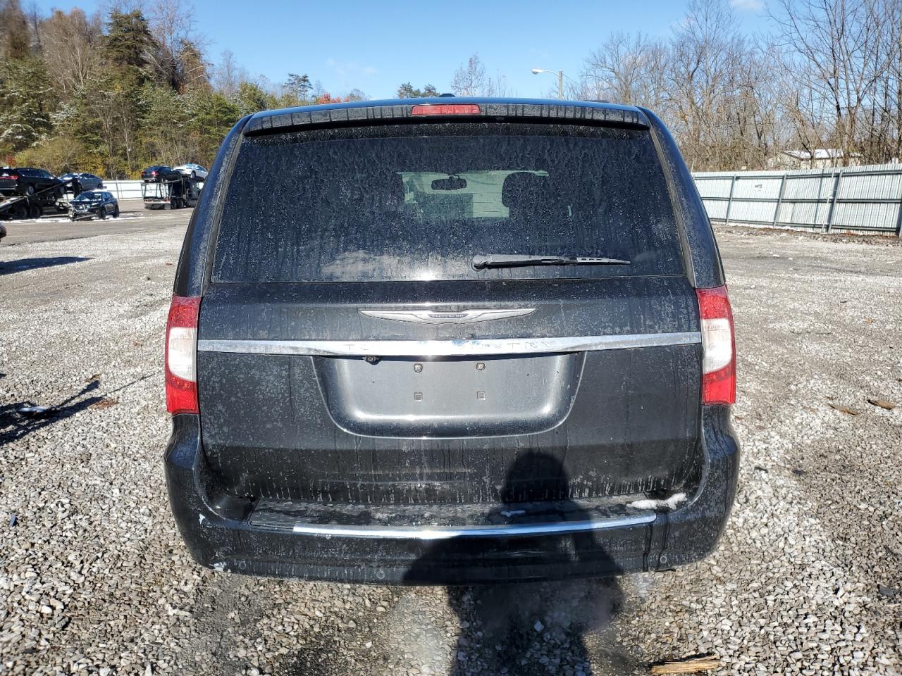 CHRYSLER TOWN & COUNTRY TOURING L