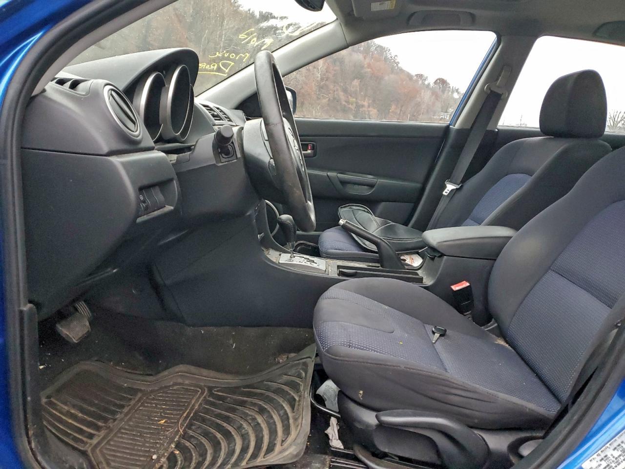 Lot #3302647083 2004 MAZDA 3 HATCHBAC