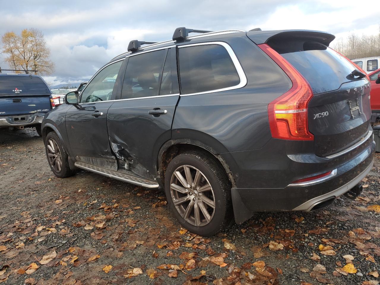VOLVO XC90 T6