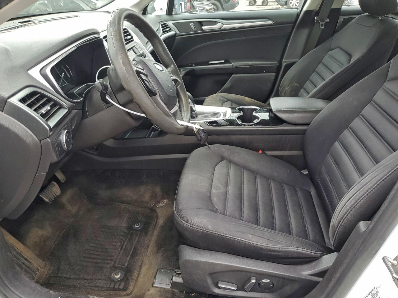 FORD FUSION SE HYBRID