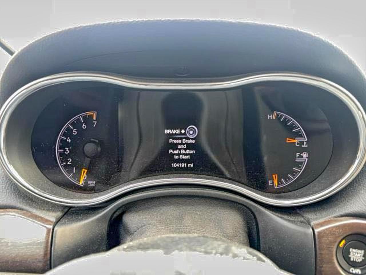 JEEP GRAND CHEROKEE LAREDO