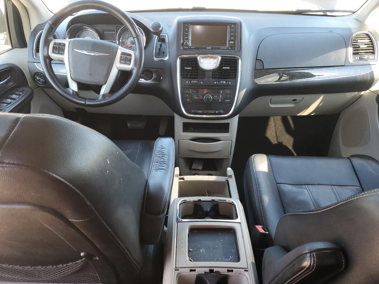 CHRYSLER TOWN & COUNTRY TOURING