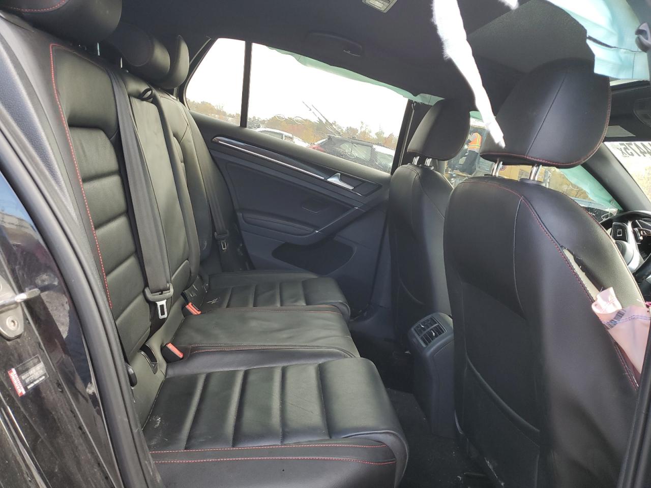 VOLKSWAGEN GOLF GTI S/SE