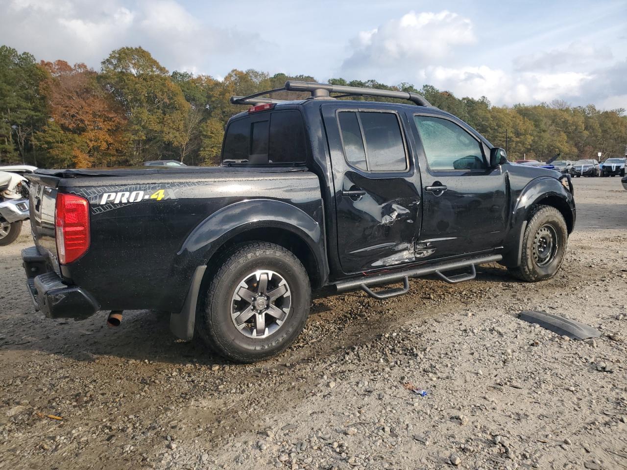 NISSAN FRONTIER S