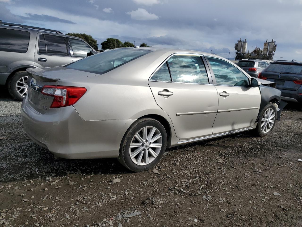 TOYOTA CAMRY HYBRID
