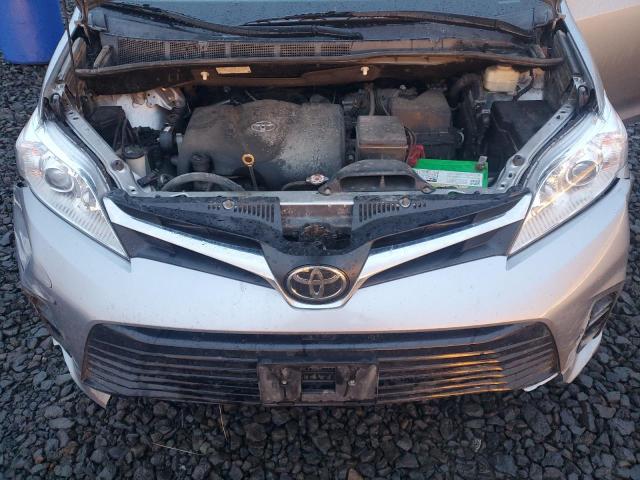 2018 TOYOTA SIENNA LE #3298096127