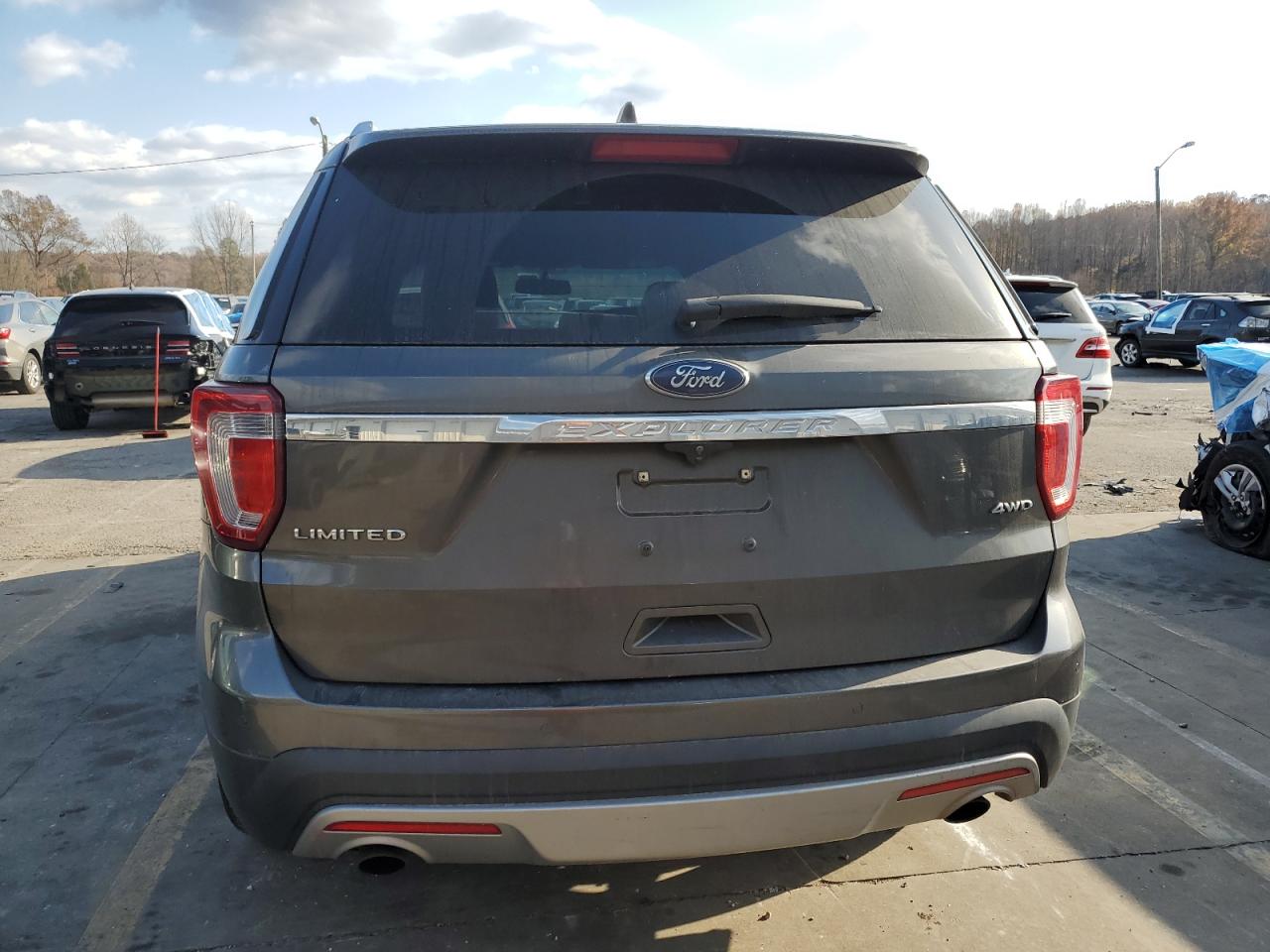 FORD EXPLORER LIMITED