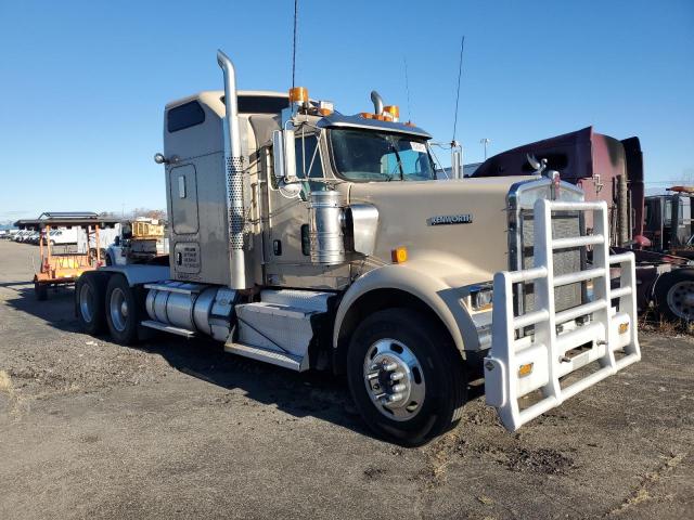 Global Auto Auctions: 2013 KENWORTH CONSTRUCTI
