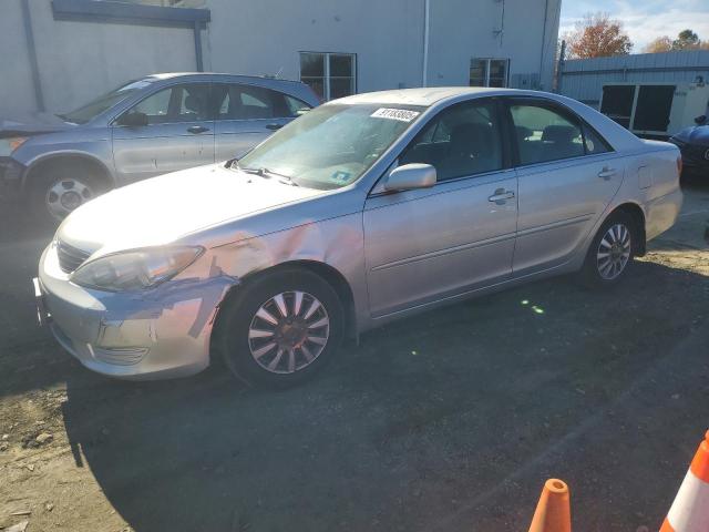 Global Auto Auctions: 2005 TOYOTA CAMRY LE