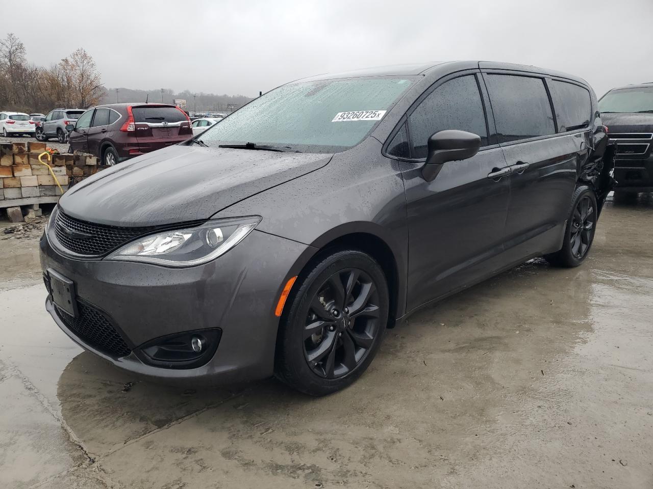 CHRYSLER PACIFICA TOURING PLUS