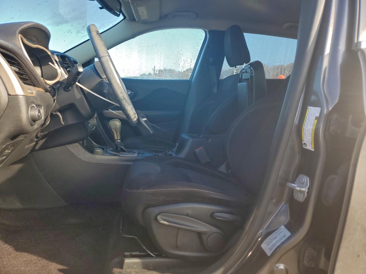 JEEP GRAND CHEROKEE LATITUDE