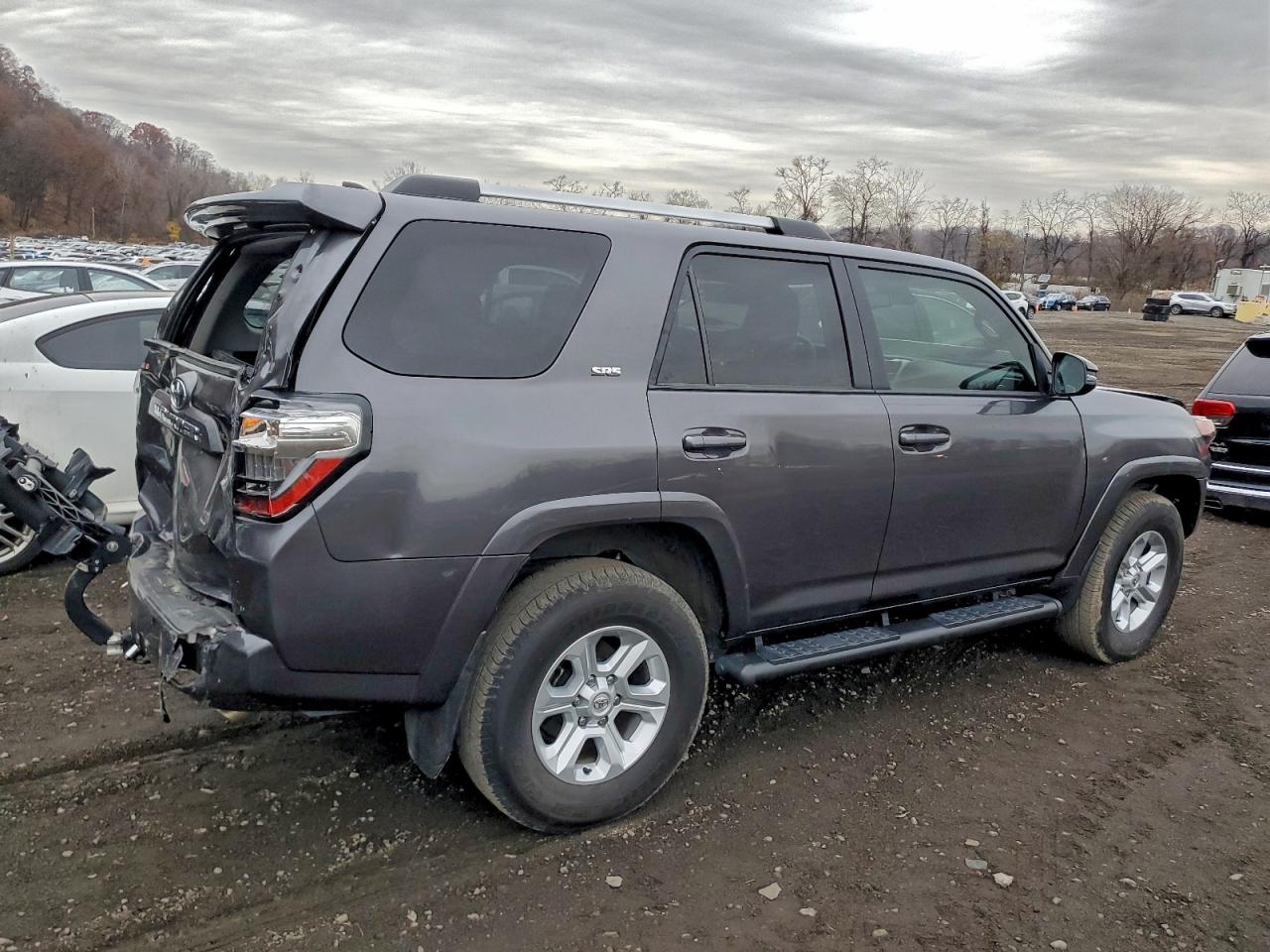 Lot #3310319017 2023 TOYOTA 4RUNNER SR