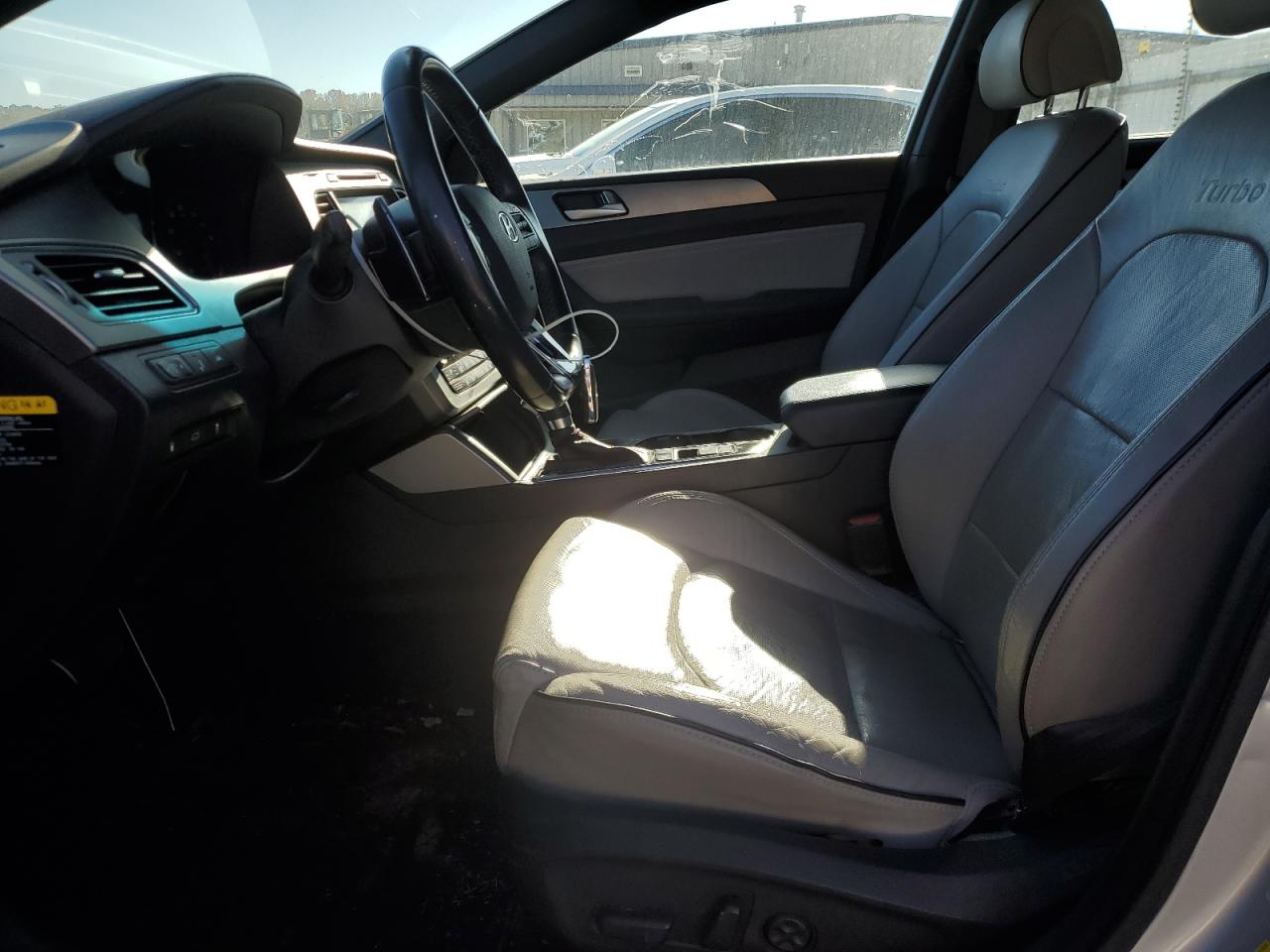 HYUNDAI SONATA SPORT