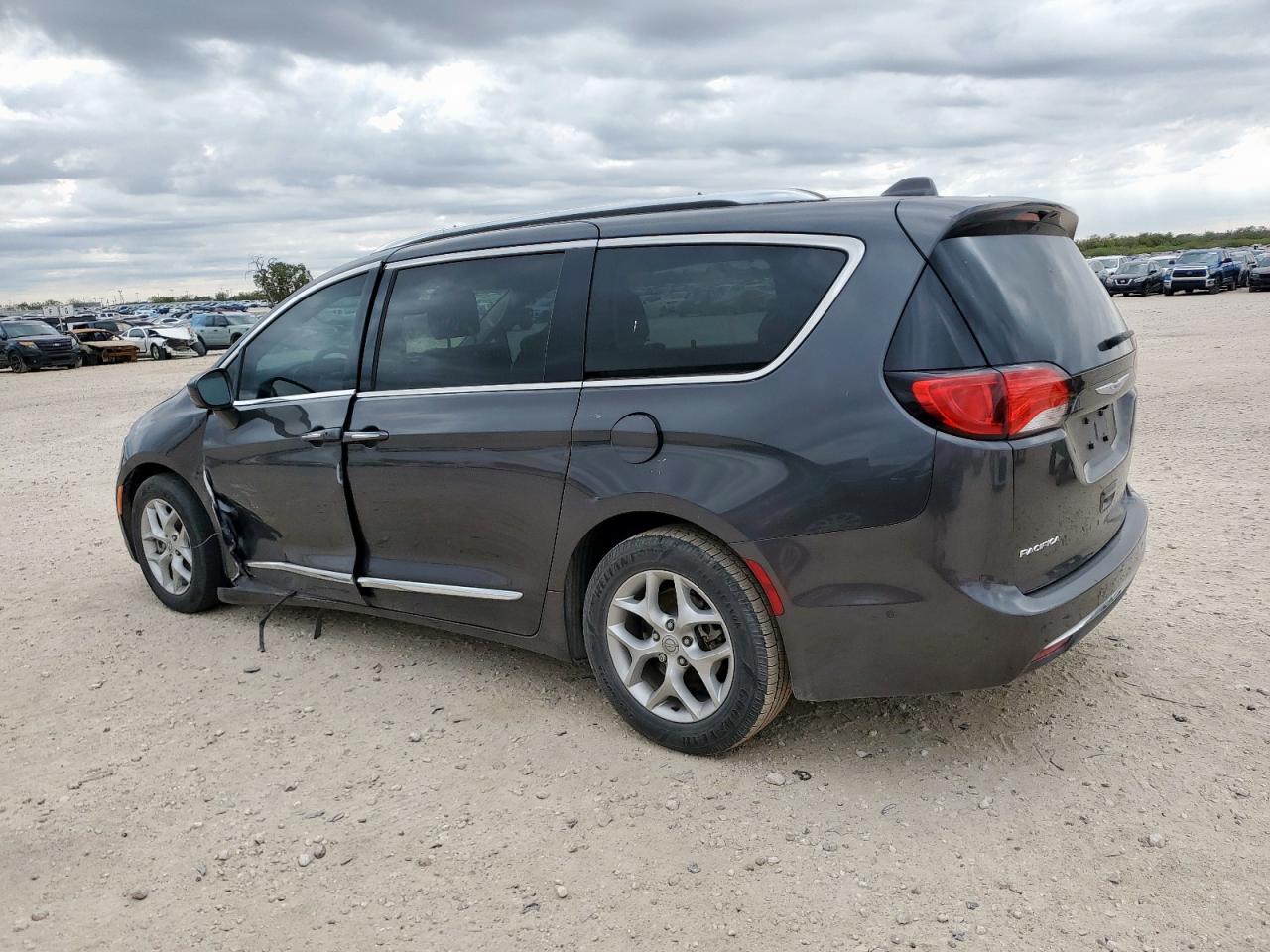 Lot #3311664218 2019 CHRYSLER PACIFICA T