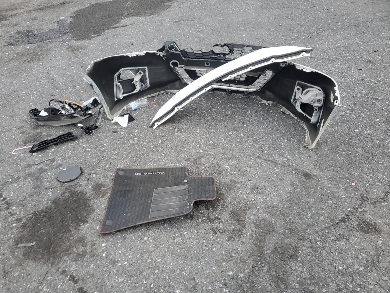 Lot #3301933439 2020 NISSAN ALTIMA SR