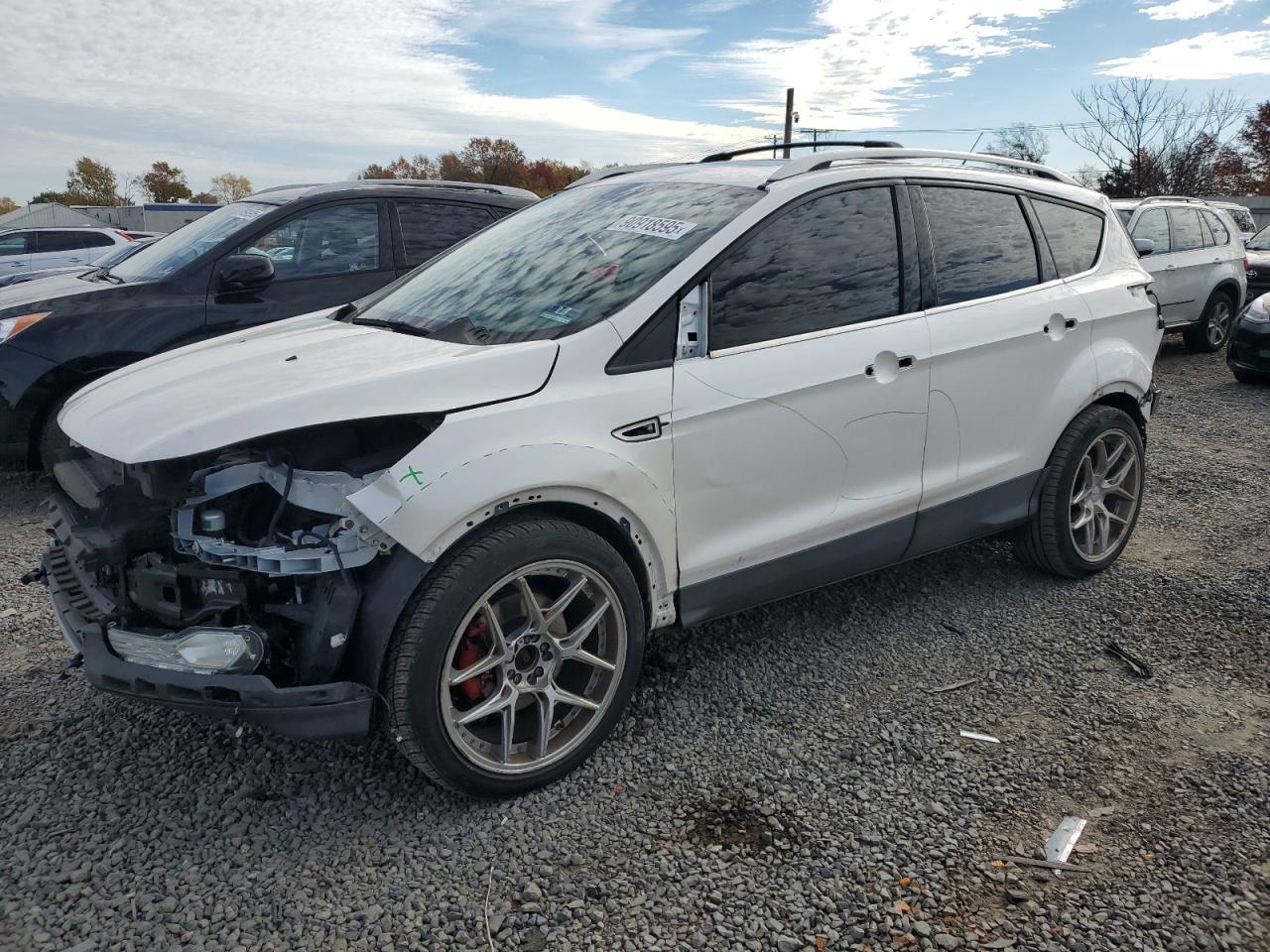FORD ESCAPE TITANIUM