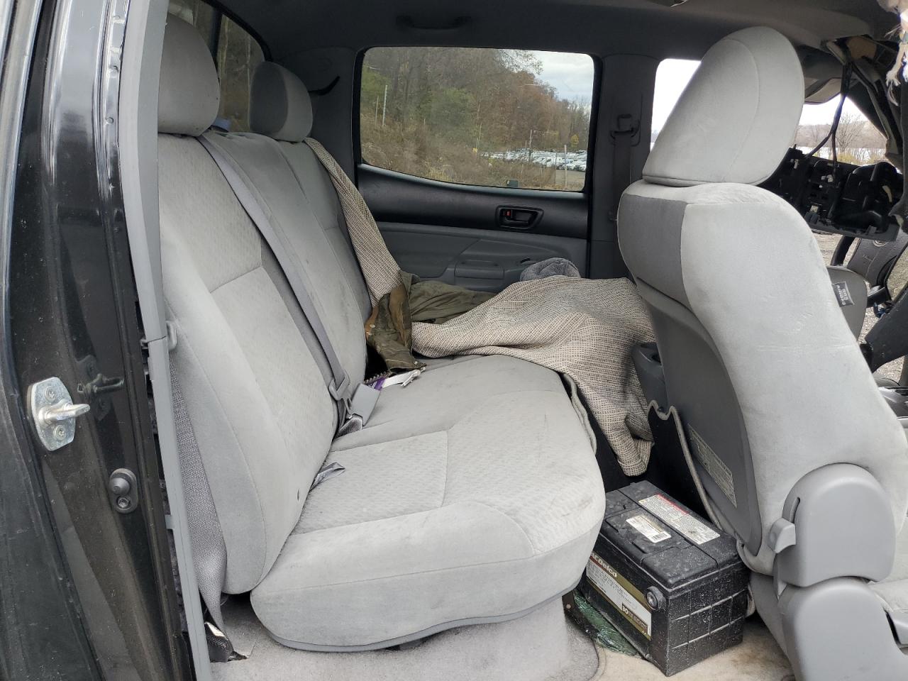 TOYOTA TACOMA DOUBLE CAB