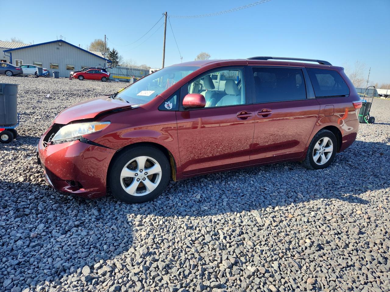 Lot #3294598036 2015 TOYOTA SIENNA LE