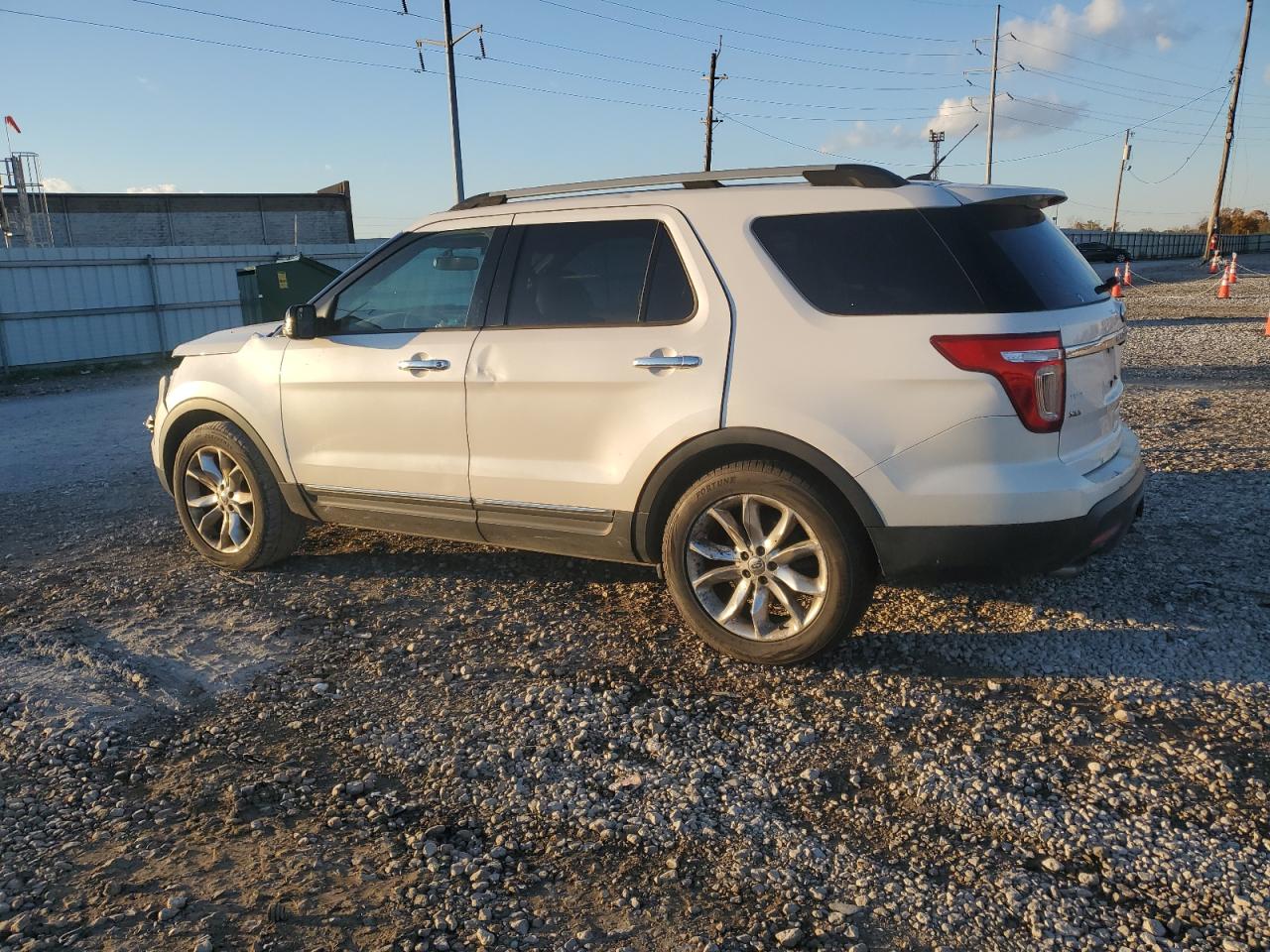 FORD EXPLORER XLT