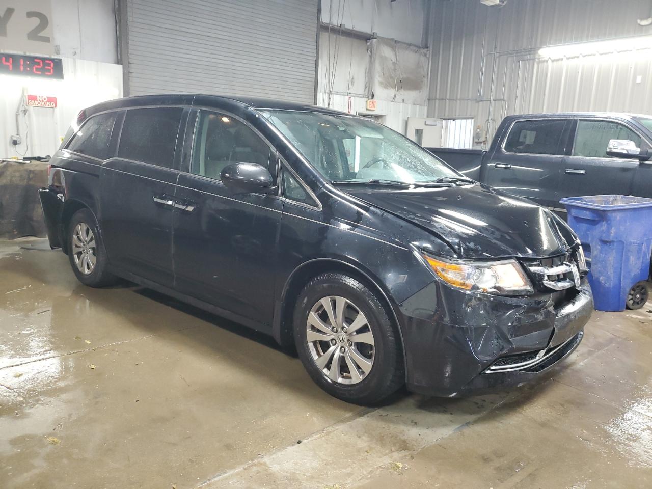 Lot #3290374785 2016 HONDA ODYSSEY EX