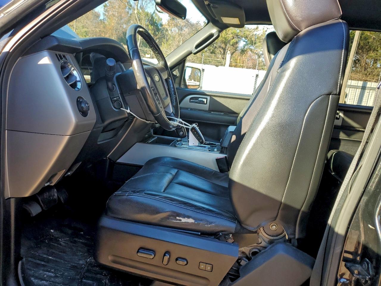 FORD EXPEDITION LIMITED