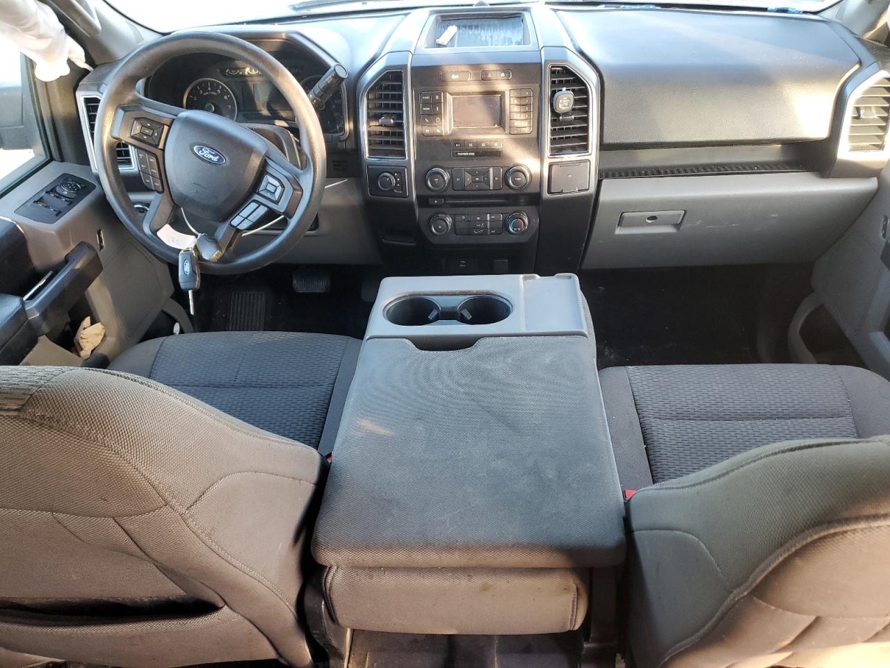 FORD F-150 SUPERCREW