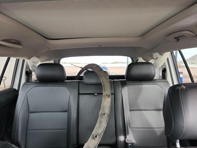 2018 VOLKSWAGEN TIGUAN SE - 3VV2B7AX5JM209791