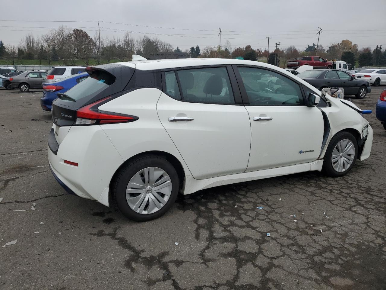 NISSAN LEAF S