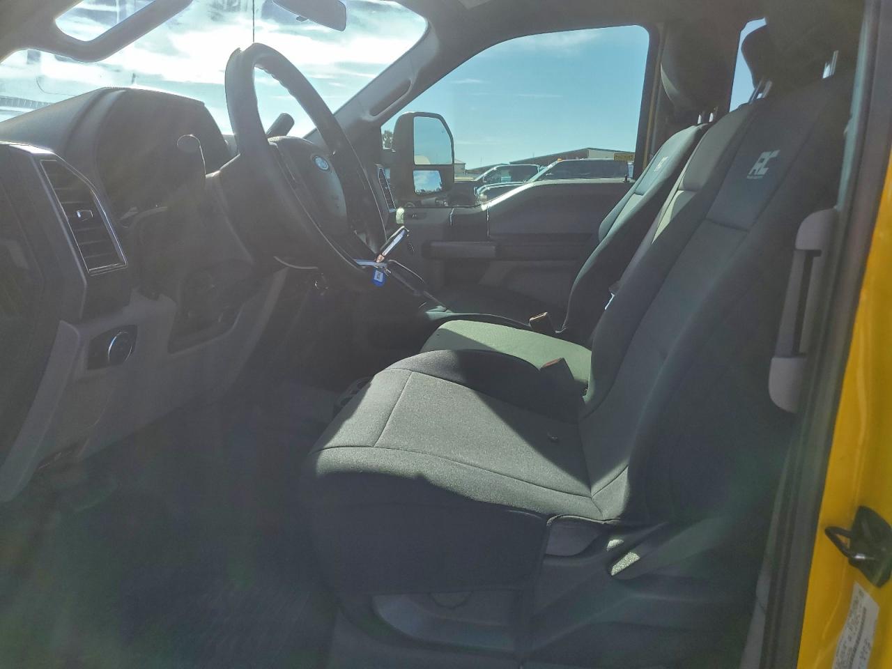 FORD F-450 SUPER DUTY