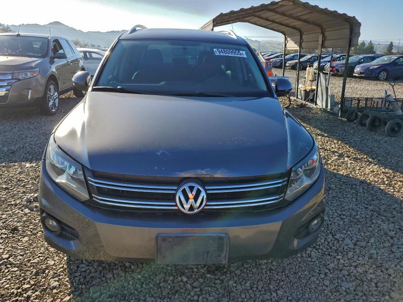 2012 VOLKSWAGEN TIGUAN S #3298166051