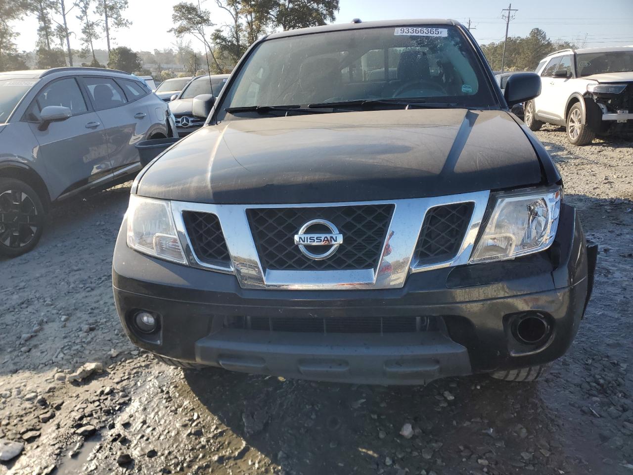 NISSAN FRONTIER S
