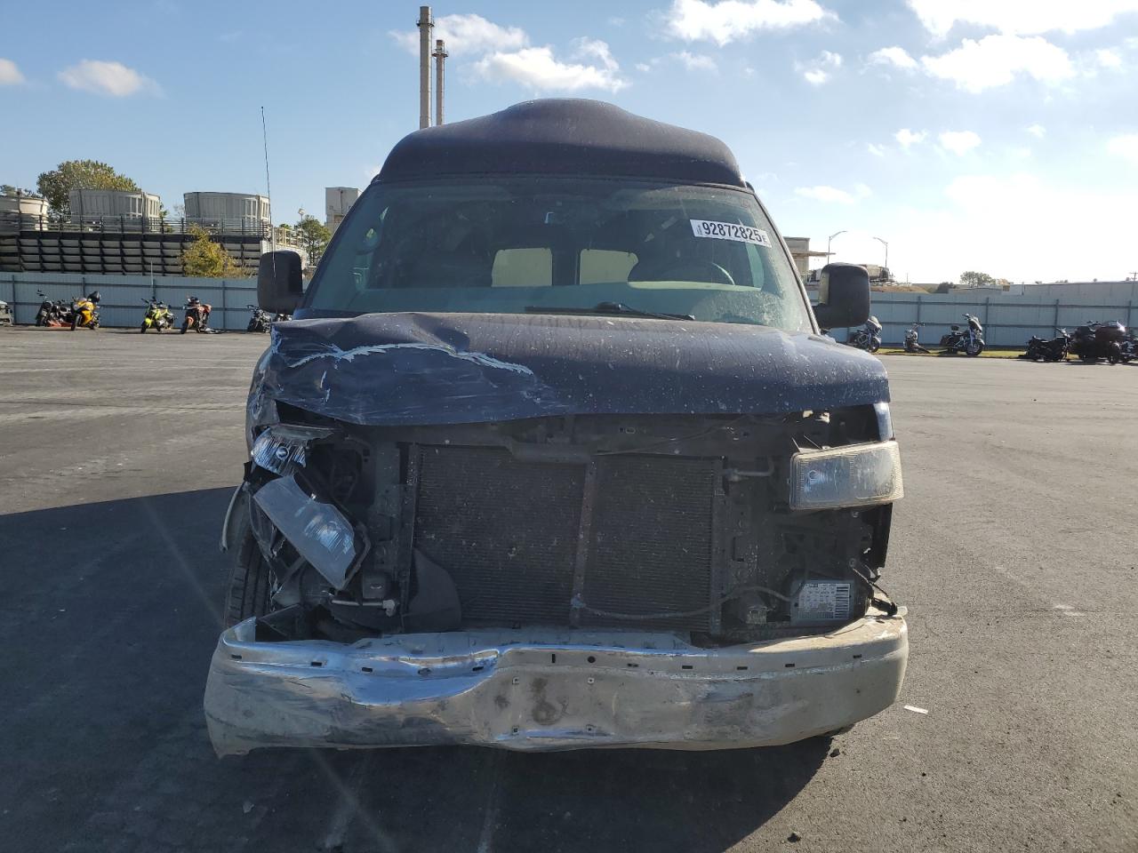 Lot #3297044506 2005 GMC SAVANA RV