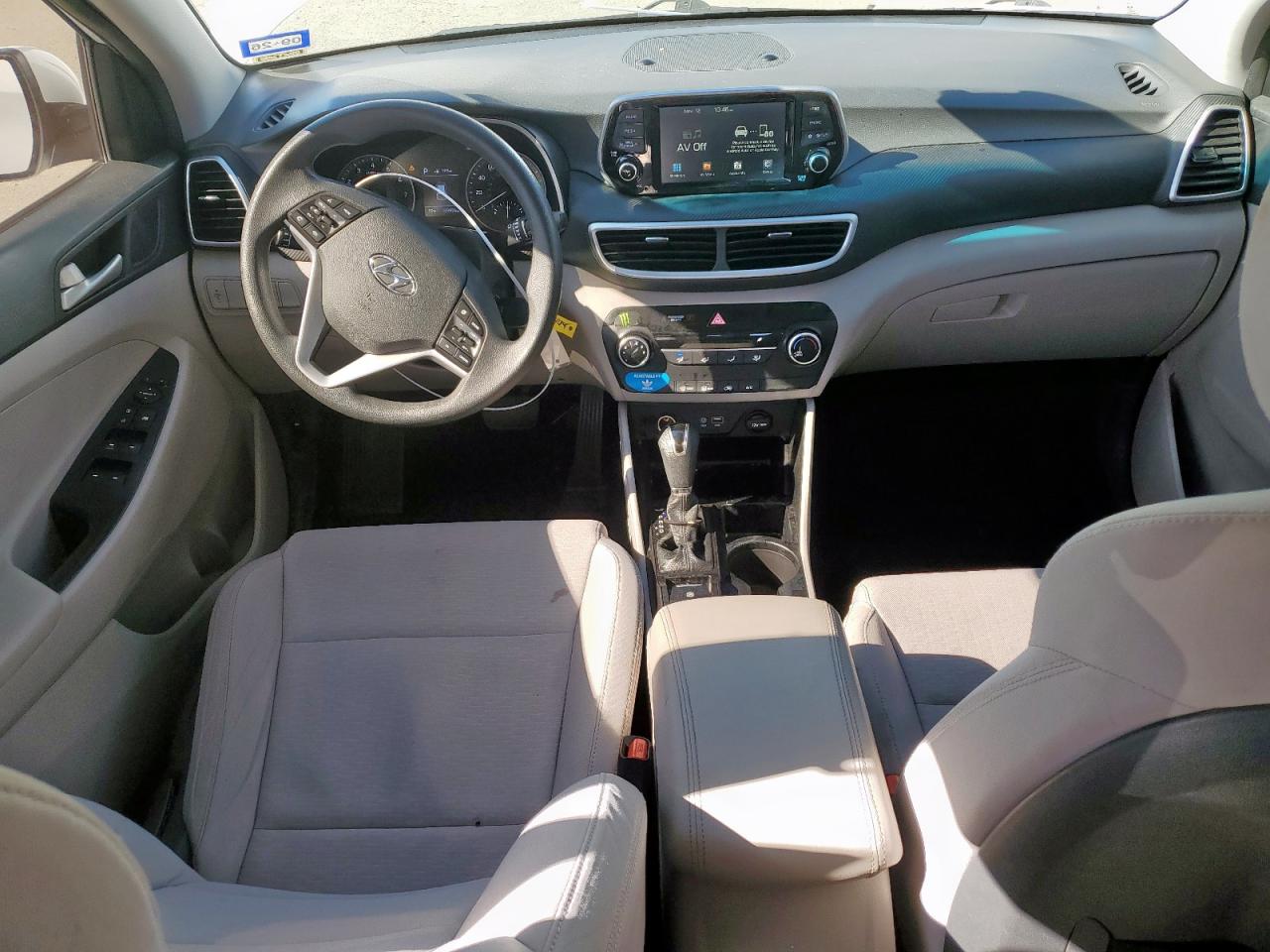 HYUNDAI TUCSON SE