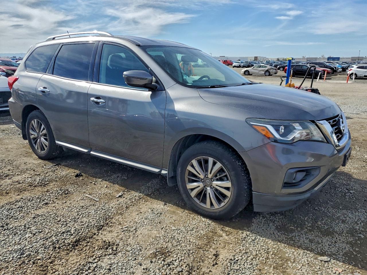 NISSAN PATHFINDER S