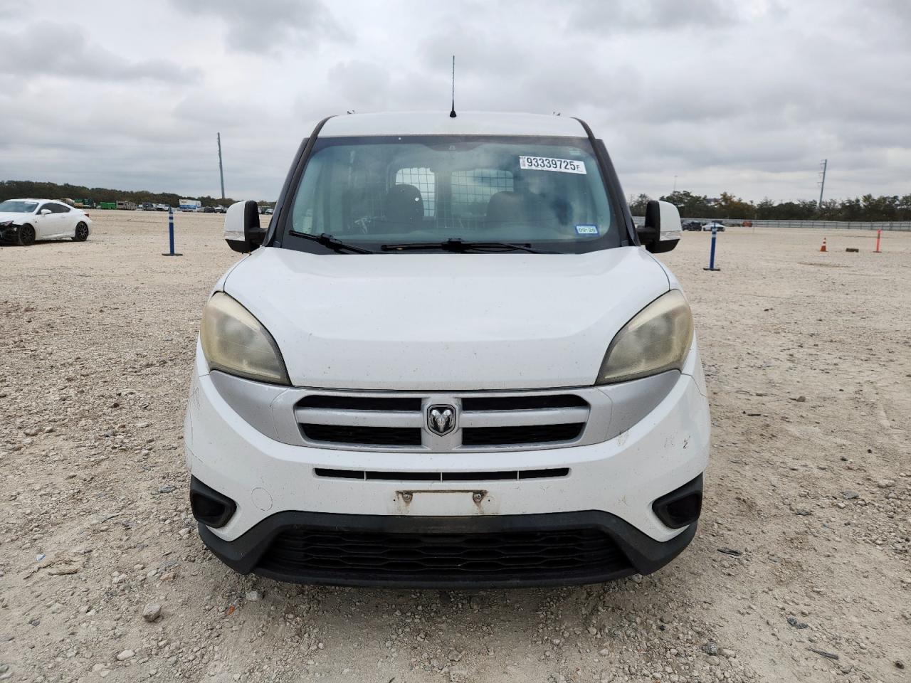 RAM PROMASTER SLT