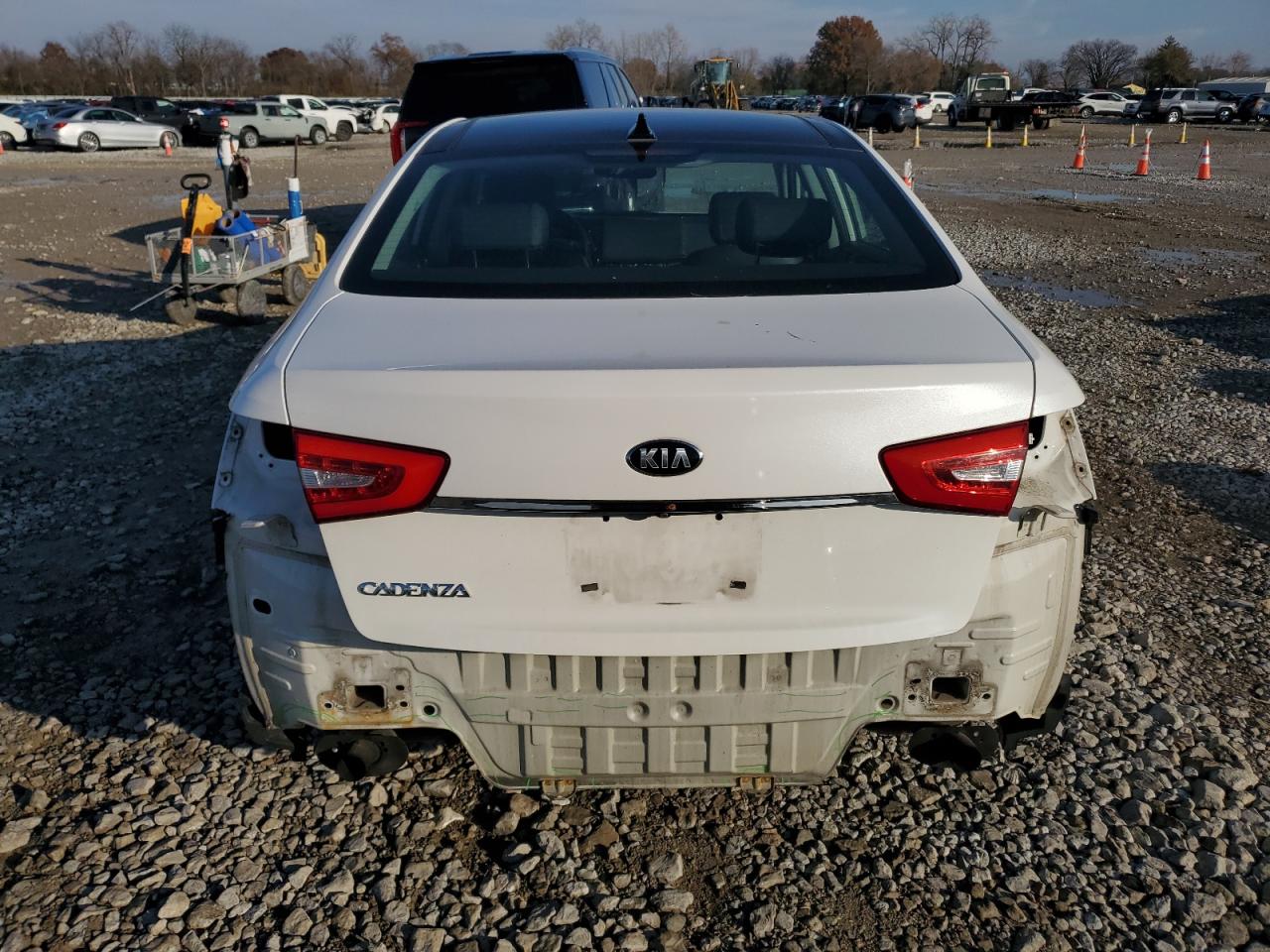 KIA CADENZA PREMIUM