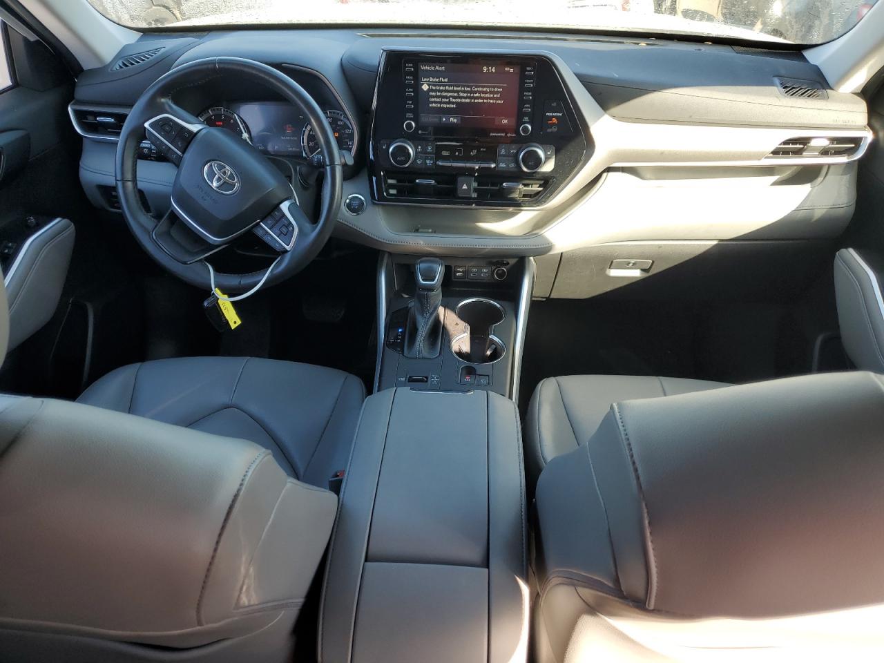 TOYOTA HIGHLANDER XLE