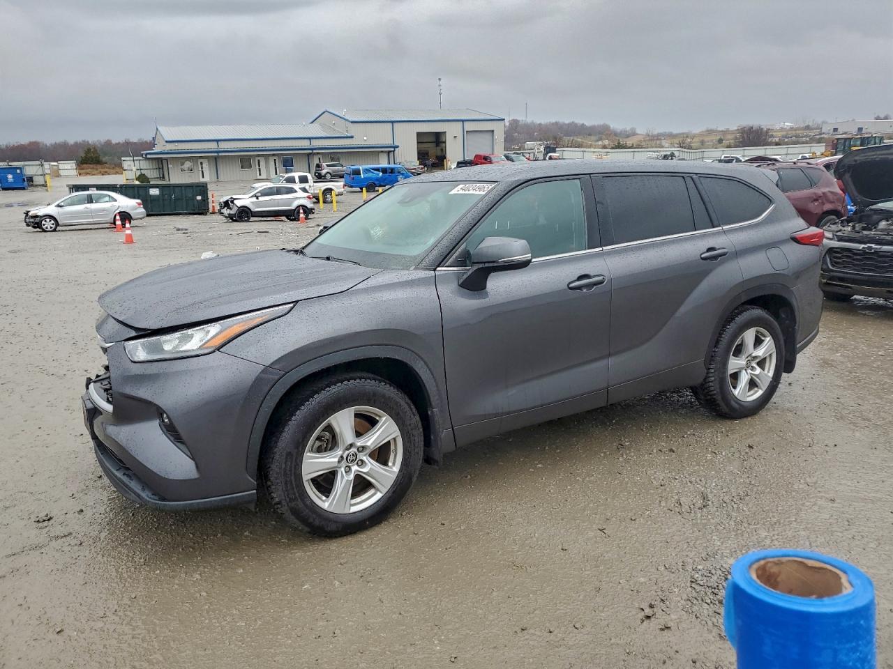 Lot #3302760355 2020 TOYOTA HIGHLANDER