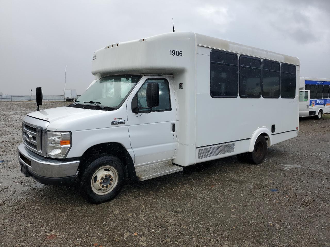 Lot #3310526083 2019 FORD ECONOLINE