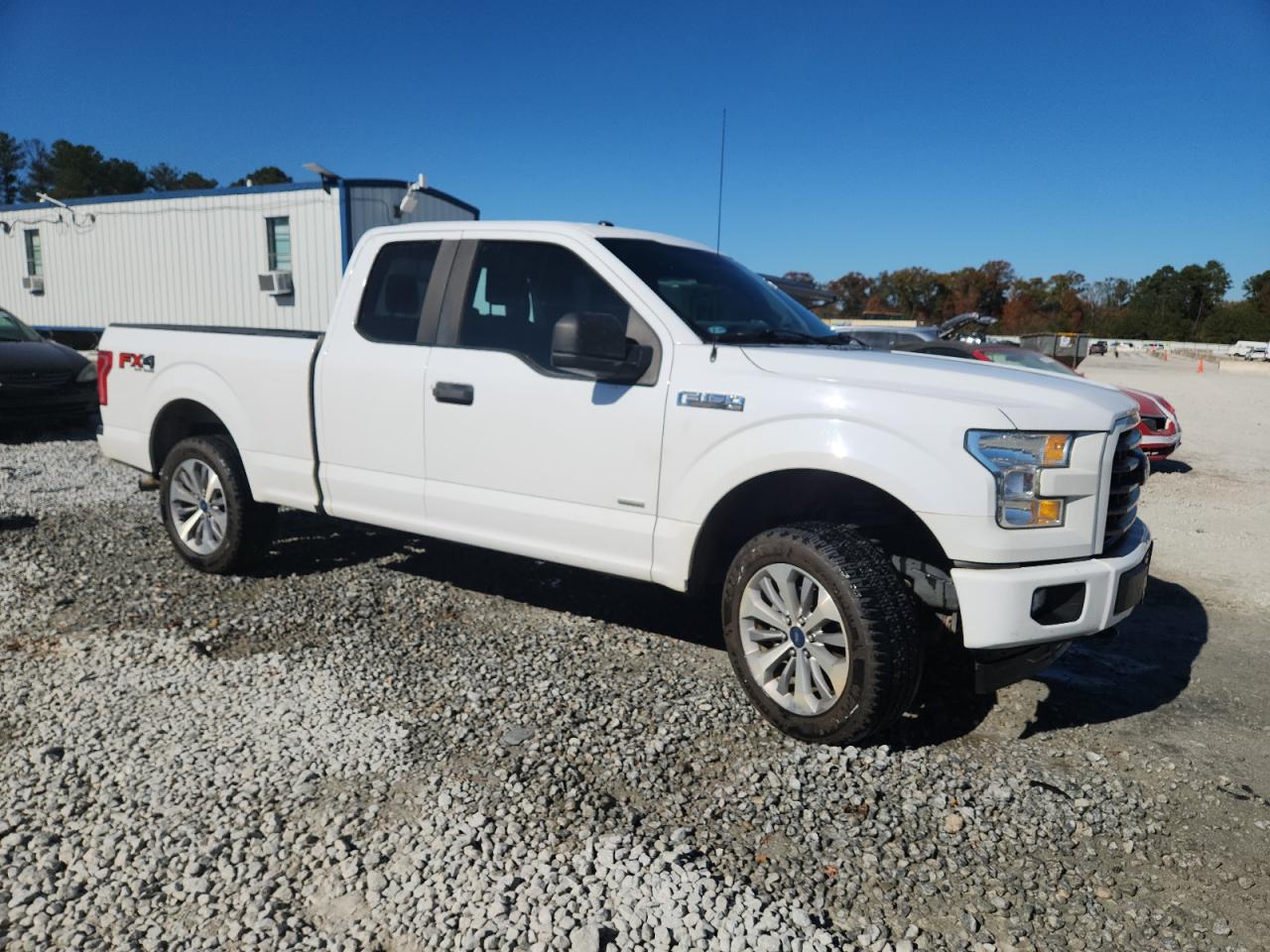 FORD F-150 SUPER CAB