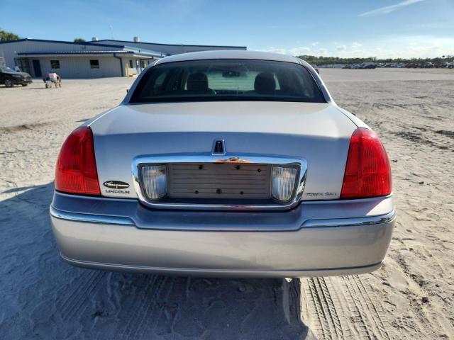 2007 LINCOLN TOWN CAR S #3301793377