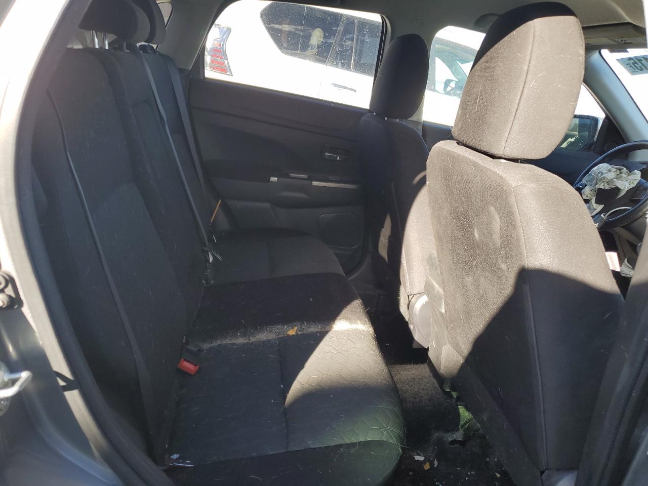 MITSUBISHI OUTLANDER ES