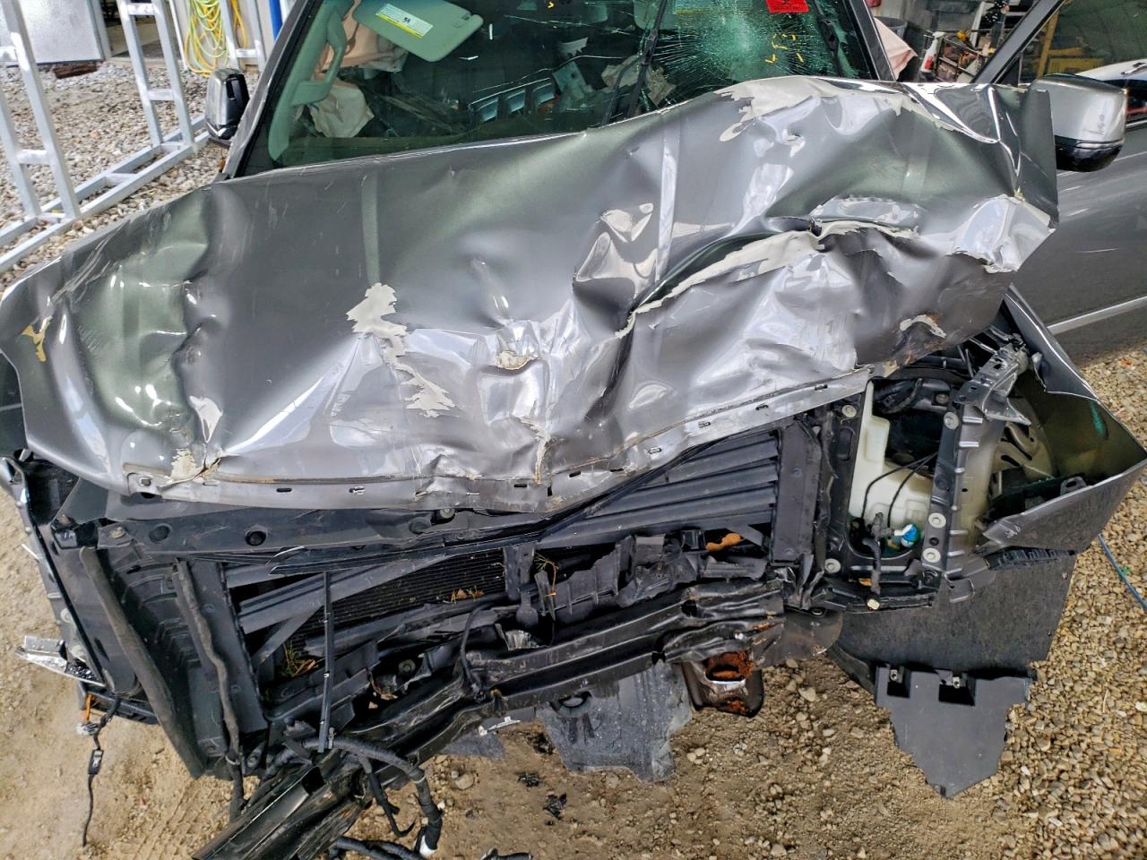 CADILLAC ESCALADE PREMIUM LUXURY