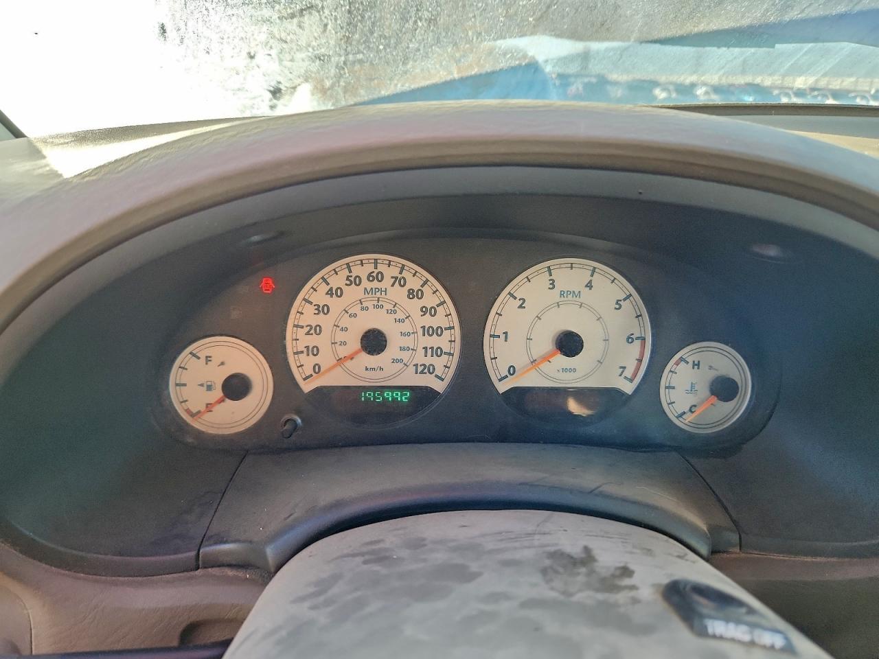 Lot #3302905016 2005 CHRYSLER TOWN & COU