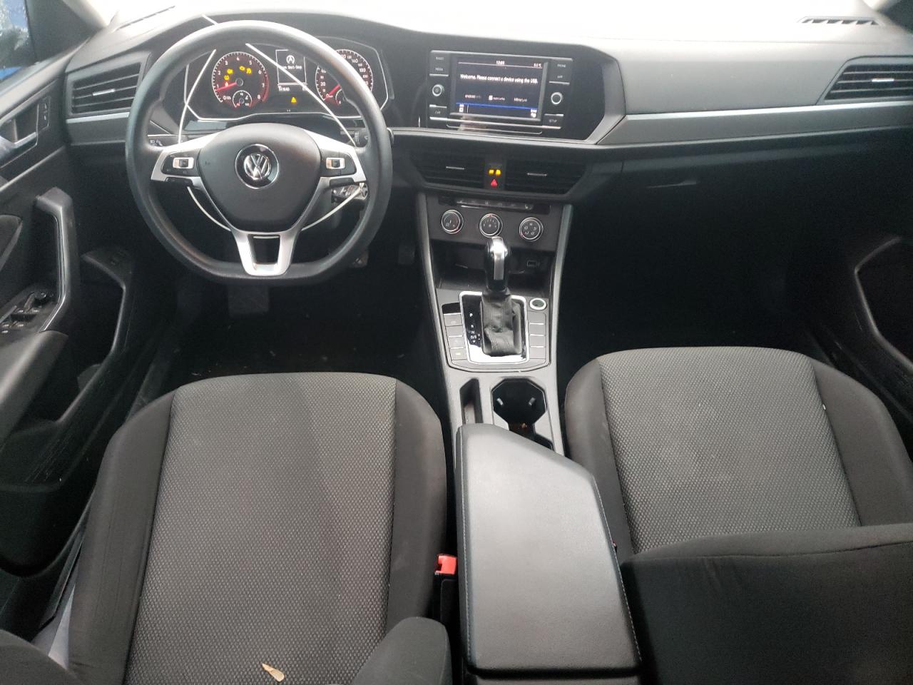 VOLKSWAGEN JETTA S