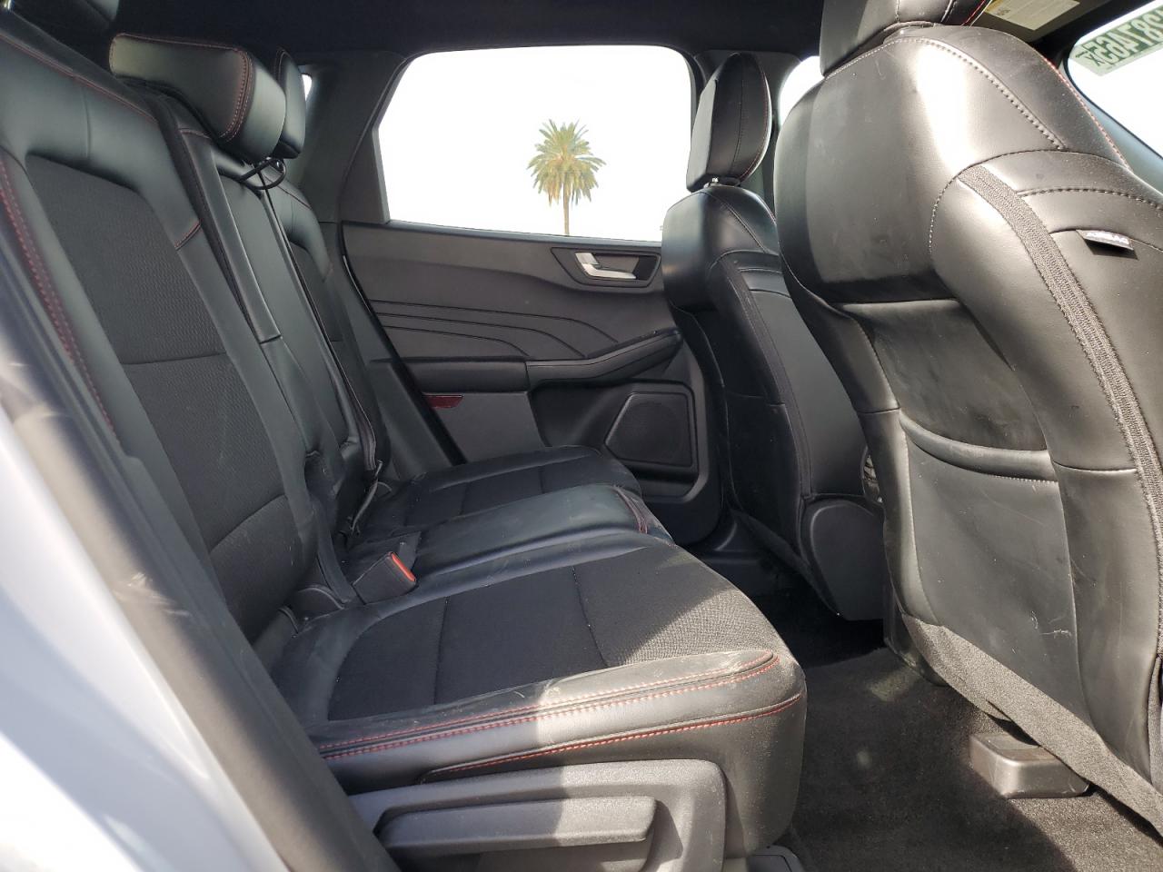 FORD ESCAPE ST LINE SELECT